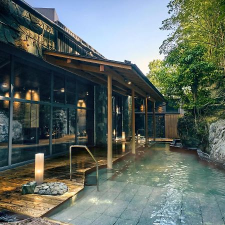 Готель Ooedo Onsen Monogatari Premium Shirahama Gyoen Екстер'єр фото
