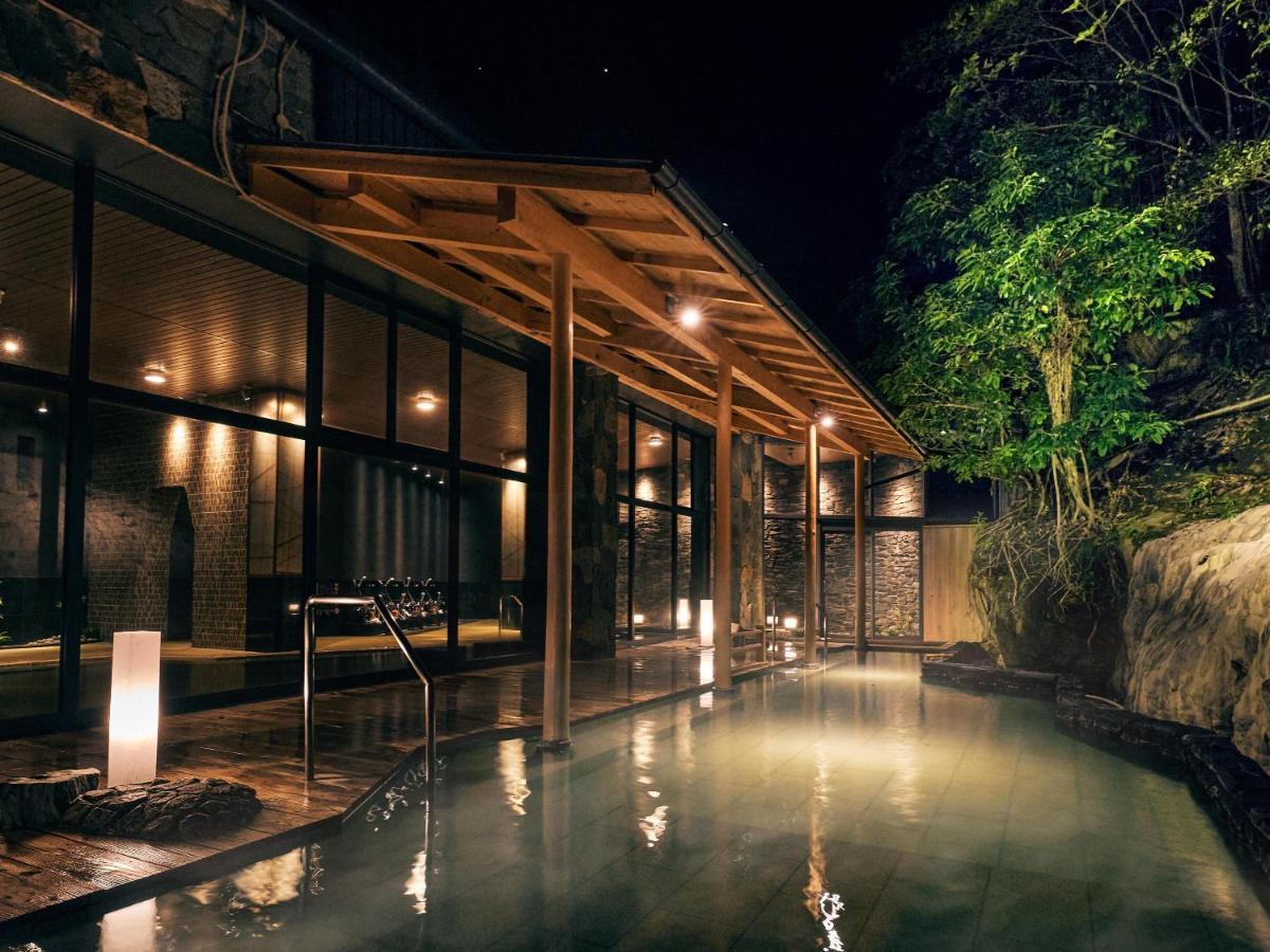 Готель Ooedo Onsen Monogatari Premium Shirahama Gyoen Екстер'єр фото