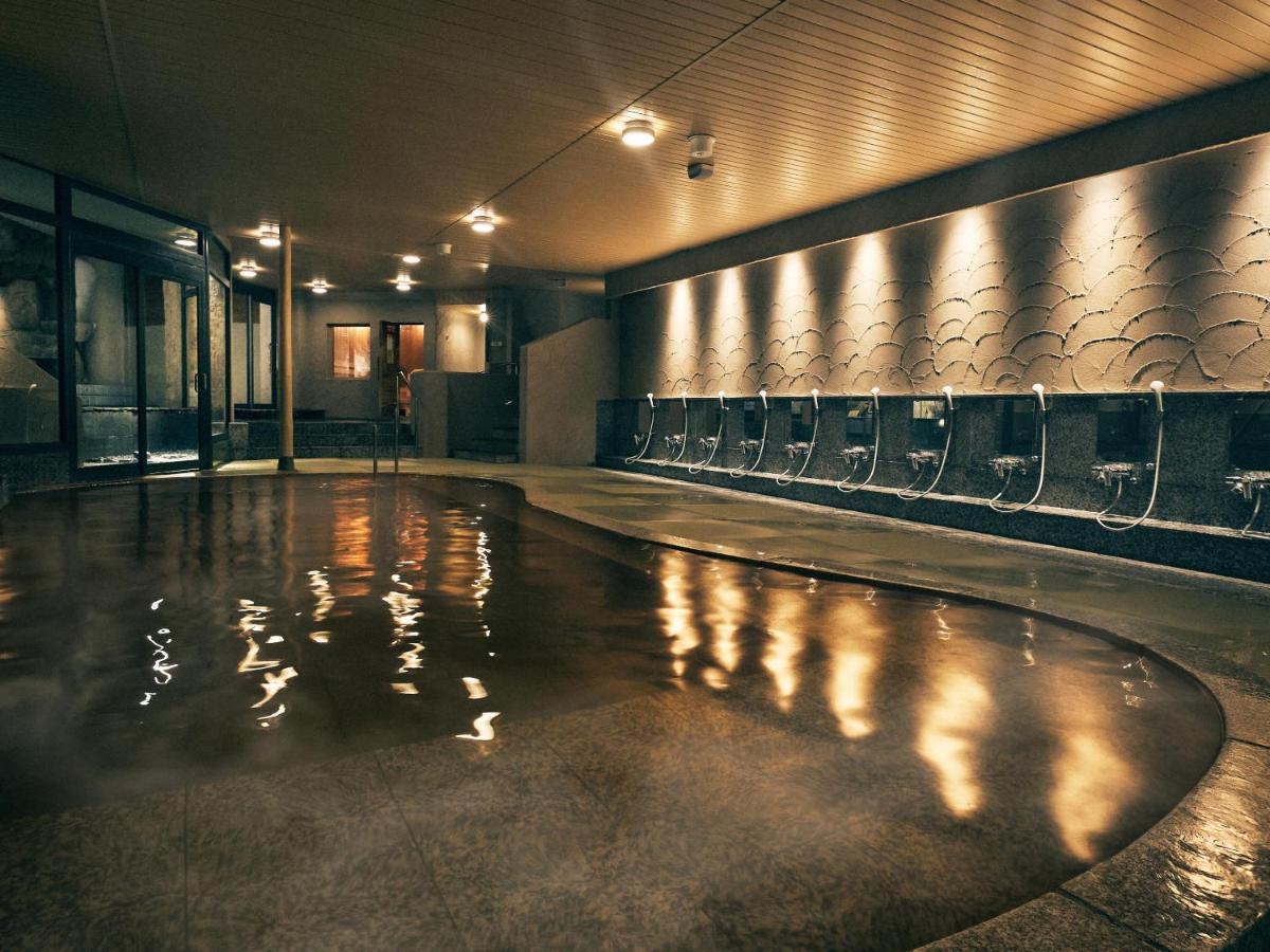 Готель Ooedo Onsen Monogatari Premium Shirahama Gyoen Екстер'єр фото