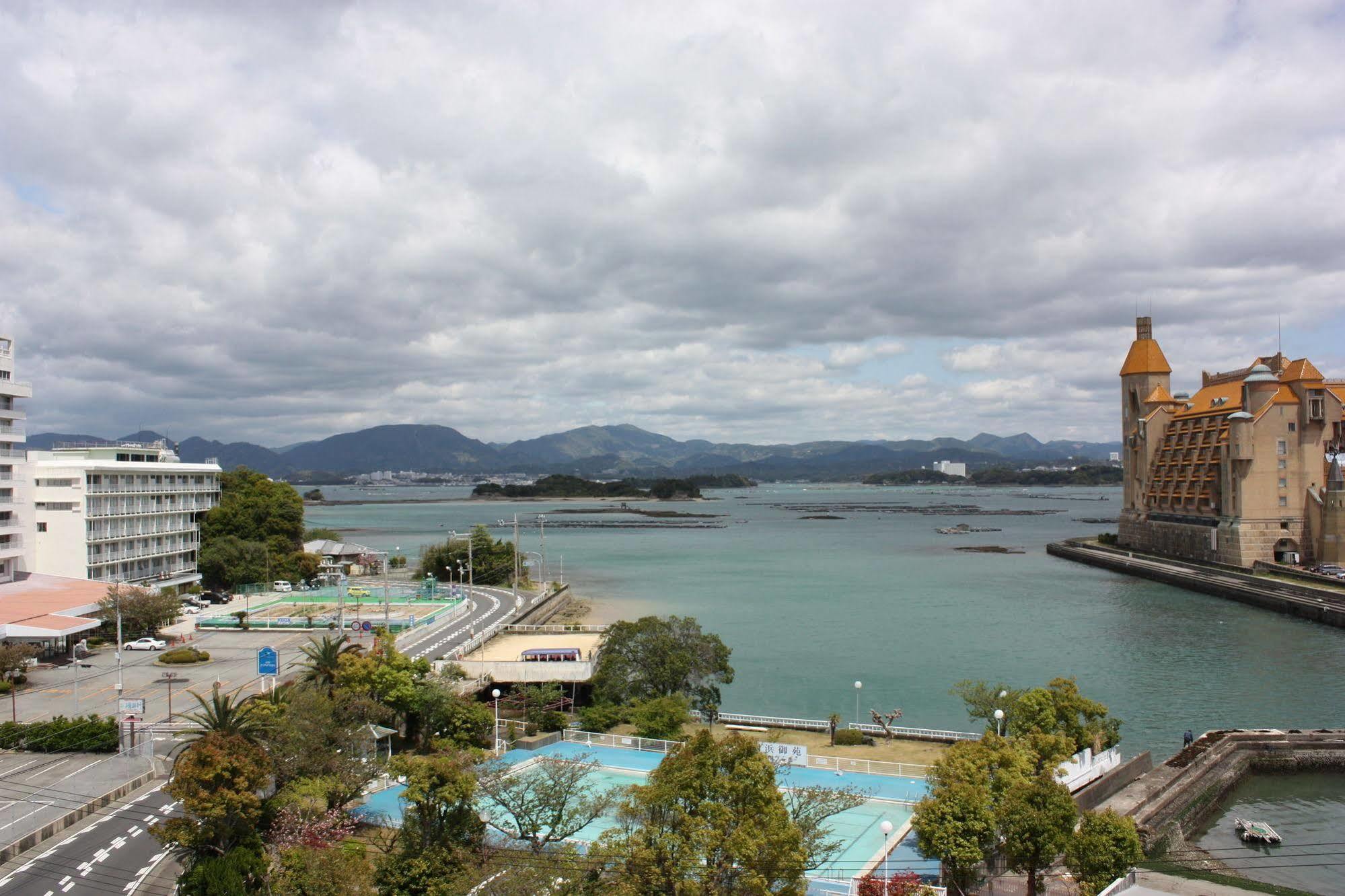 Готель Ooedo Onsen Monogatari Premium Shirahama Gyoen Екстер'єр фото